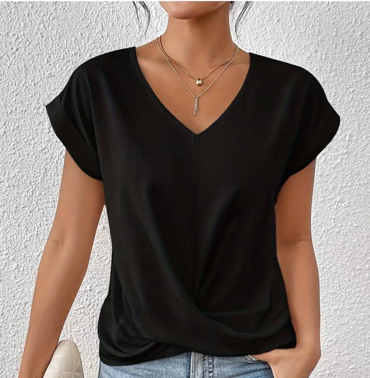 Lunar | The perfect v-neck top